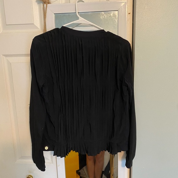 Lululemon Zip Up Jacket - Picture 5 of 6